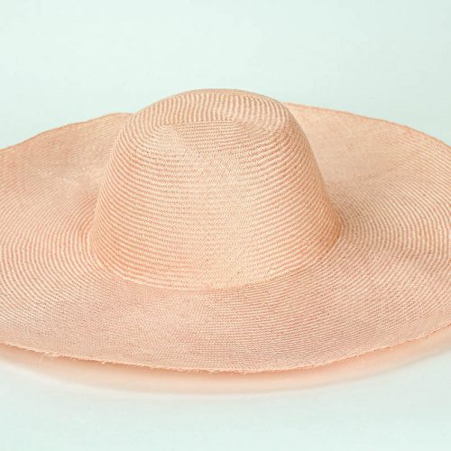 Peach Grade One Parasisal 6" body. Finely woven straw with sheen