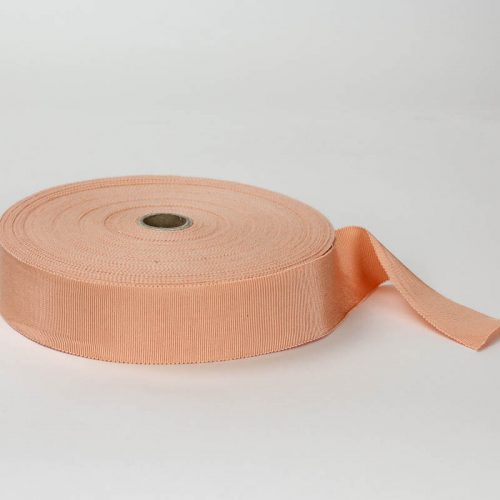 Medium Peach. Made in France. Blend of 44% rayon/ 56% cotton grosgrain belting with a saw-tooth edge.